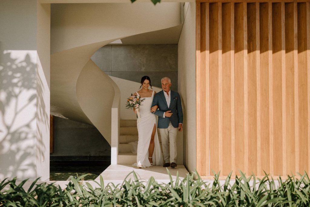Father & Bride Walk. Bali Wedding Planner.